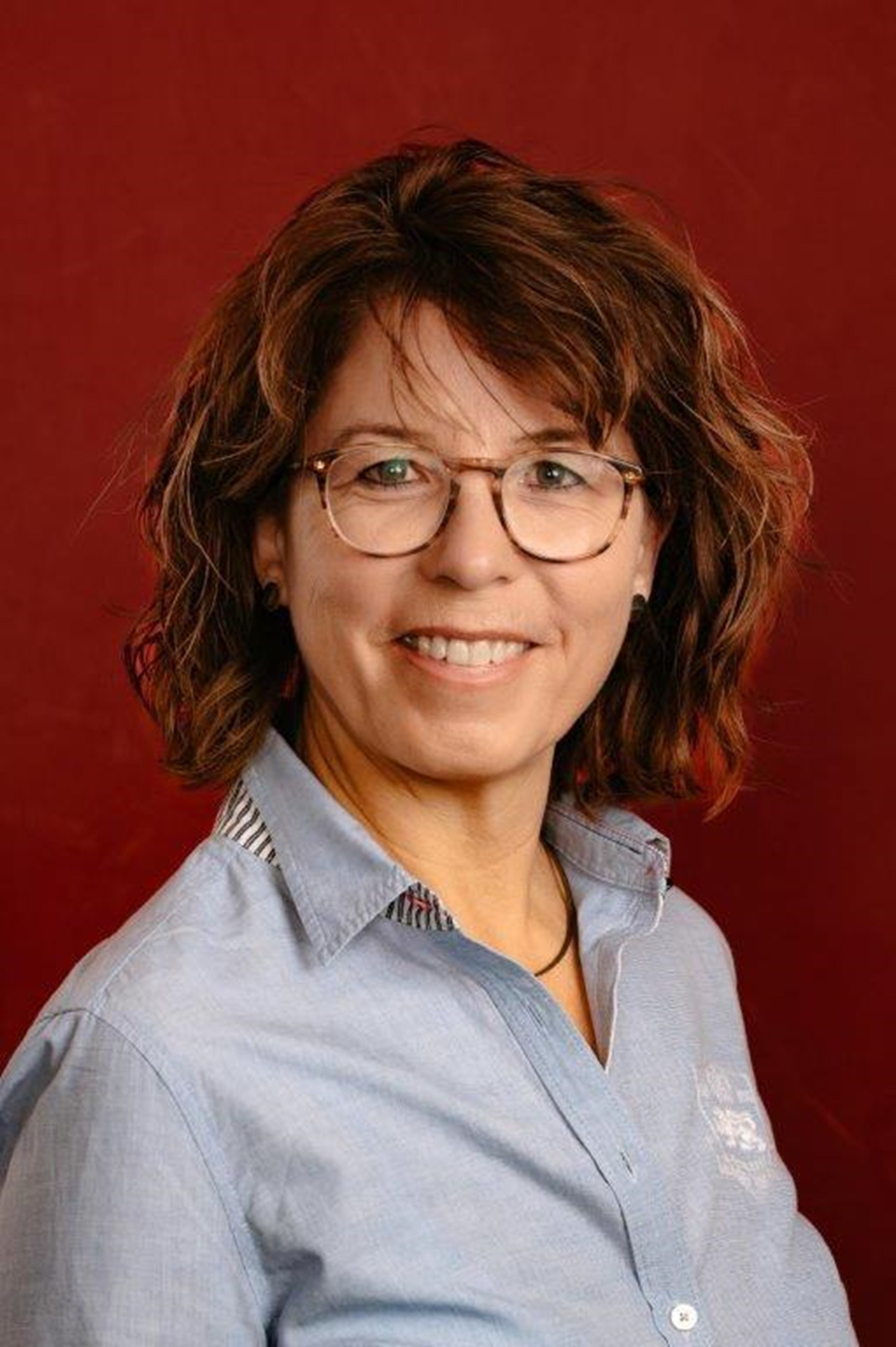 Potrait der Mitarbeiterin Elke Wörner