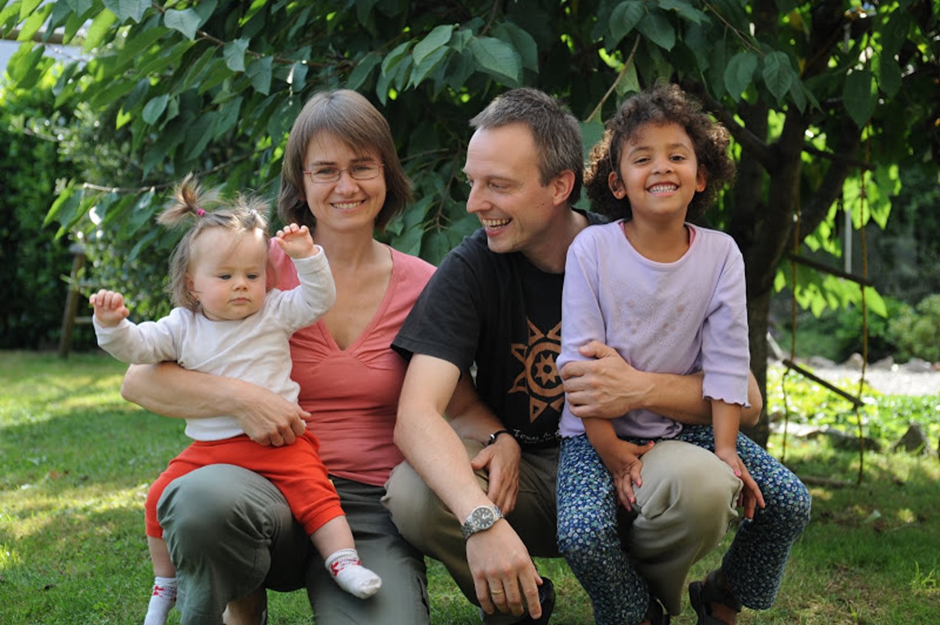 Familie mit 2 Kindern.